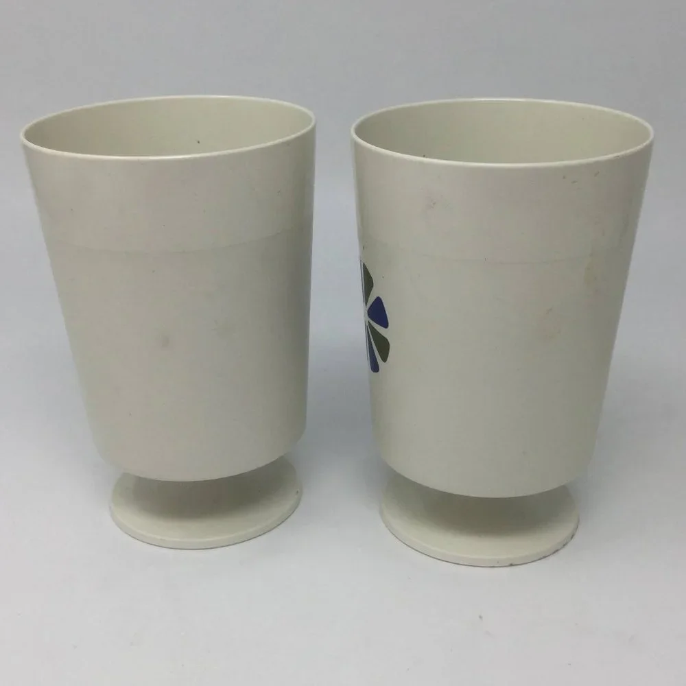 David Douglas MidCentury Plastic Cups 4